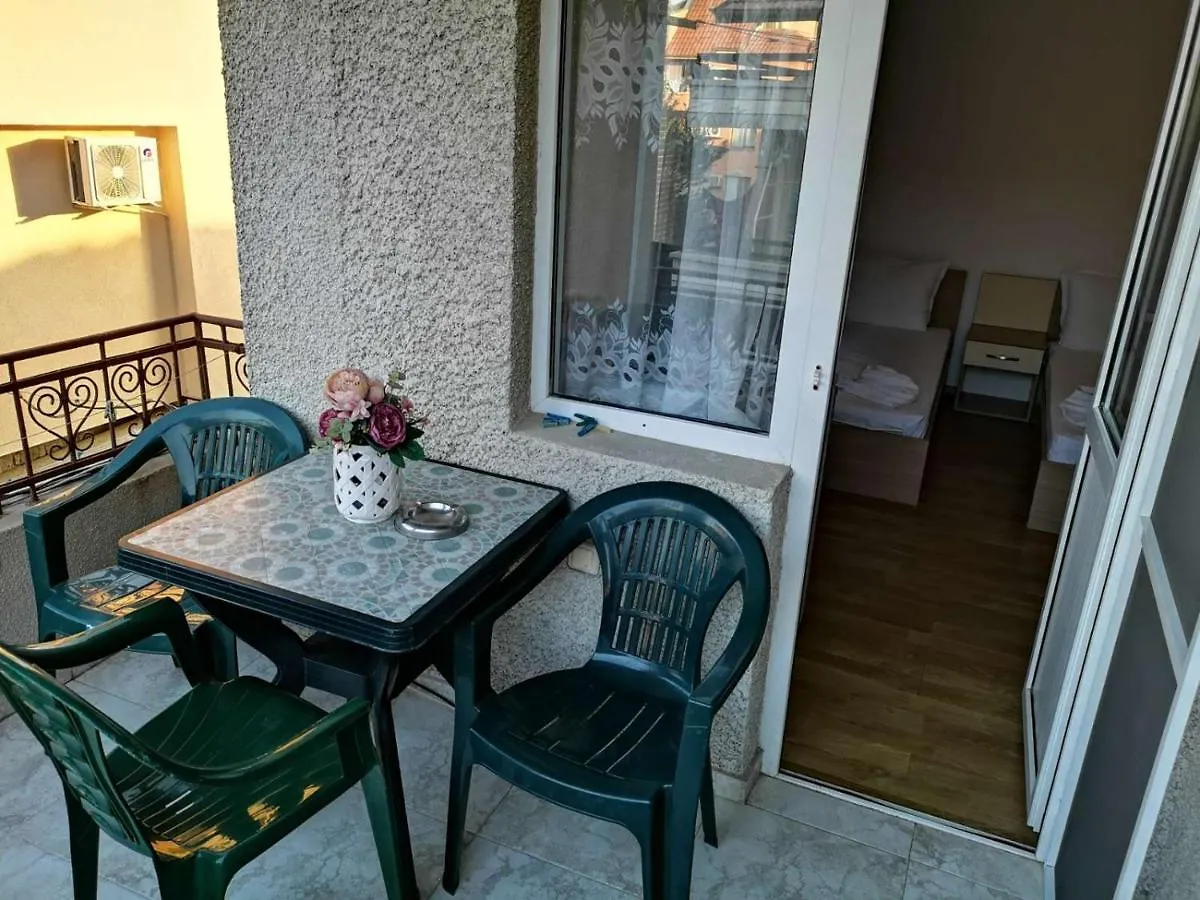 Guest house Къща За Гости Слънчевият Ъгъл - The Sunny Corner